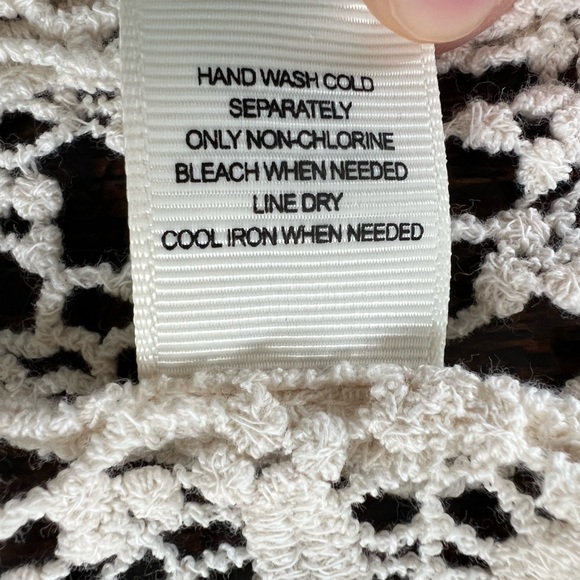 Ultra Pink Floral Crochet Lace Longline Vest Ivory Boho Festival Hippie Sz M - Picture 6 of 7